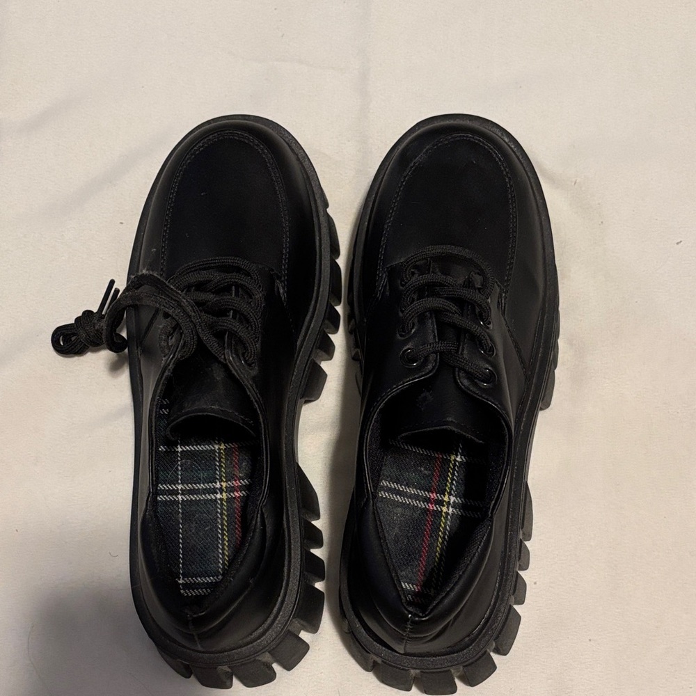 SHEIN Black Loafers with Plaid Insole